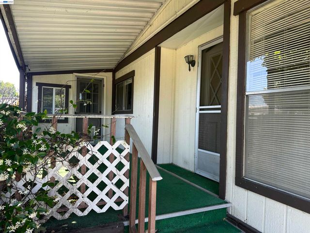 390 Tropicana WY, Union City, CA 94587