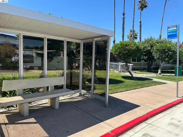 390 Tropicana WY, Union City, CA 94587