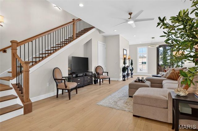 11 Enclave Drive, Des Peres, MO 63122