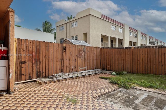 6620 W 2nd Court 104, Hialeah, FL 33012