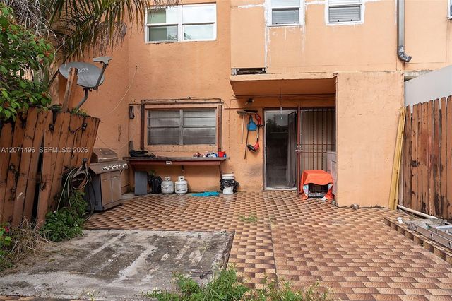 6620 W 2nd Court 104, Hialeah, FL 33012