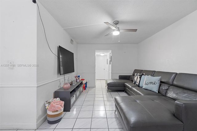 6620 W 2nd Court 104, Hialeah, FL 33012
