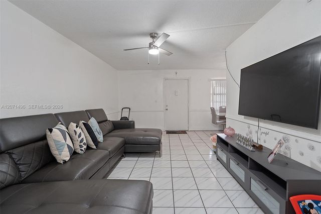 6620 W 2nd Court 104, Hialeah, FL 33012