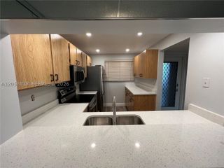 9520 Seagrape Dr 403, Davie, FL 33324