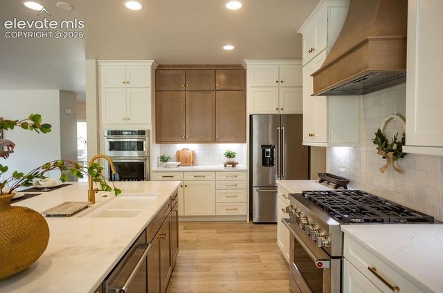 16325 Treetop Glory Court, Monument, CO 80132