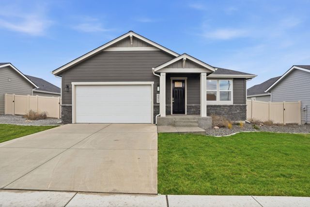 1231 N High Desert Dr, Deer Park, WA 99006