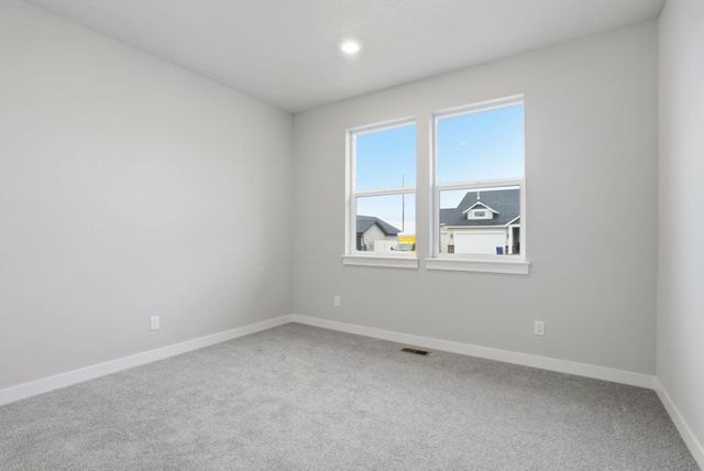 1231 N High Desert Dr, Deer Park, WA 99006