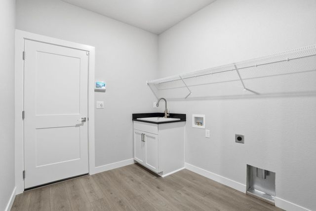 1231 N High Desert Dr, Deer Park, WA 99006