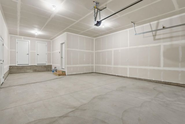 1231 N High Desert Dr, Deer Park, WA 99006