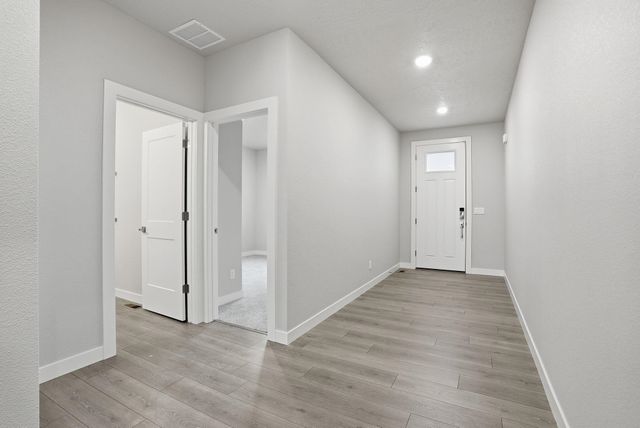 1231 N High Desert Dr, Deer Park, WA 99006