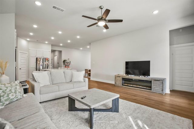 5010 Valley Wind Ct, Spring, TX 77386