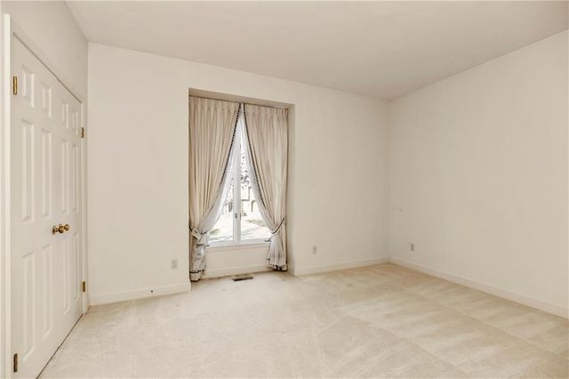 4009 W 110th Street, Leawood, KS 66211