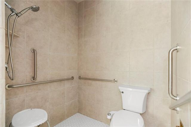 4009 W 110th Street, Leawood, KS 66211