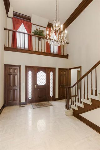 4009 W 110th Street, Leawood, KS 66211