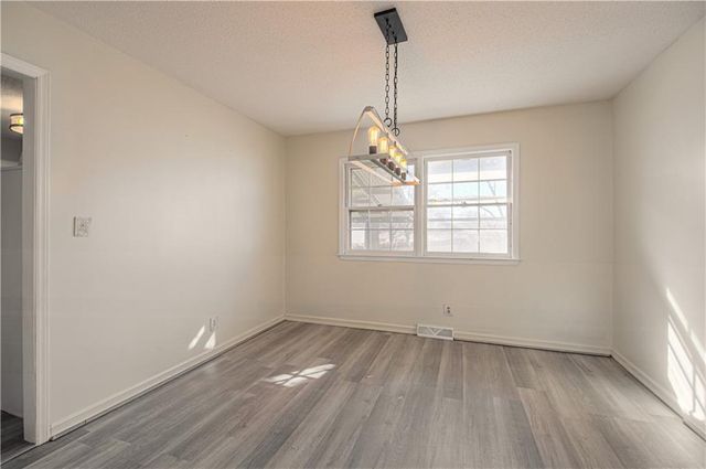 53 Fulkerson Circle, Liberty, MO 64068