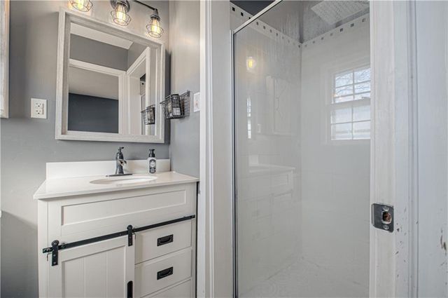 53 Fulkerson Circle, Liberty, MO 64068