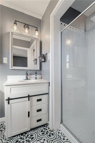 53 Fulkerson Circle, Liberty, MO 64068