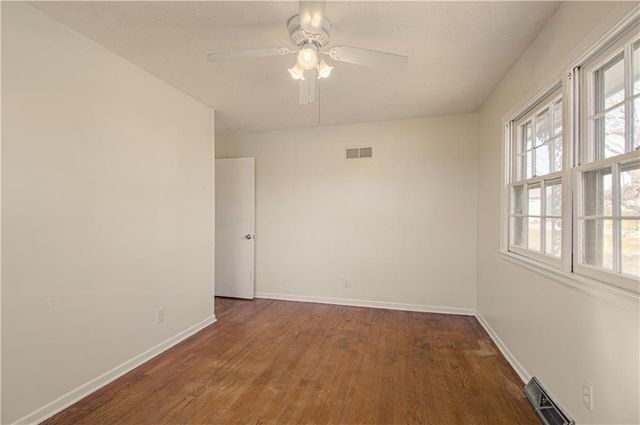 53 Fulkerson Circle, Liberty, MO 64068