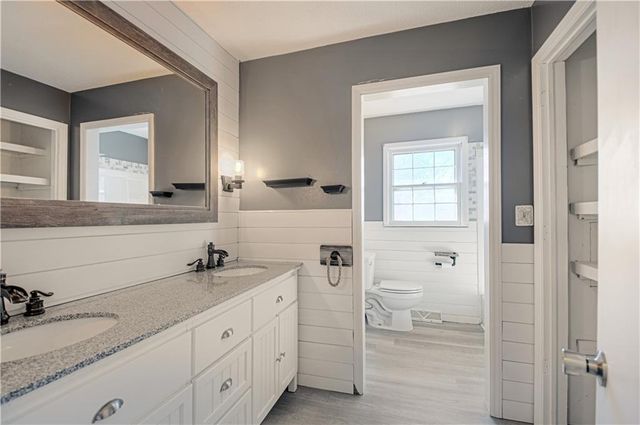 53 Fulkerson Circle, Liberty, MO 64068