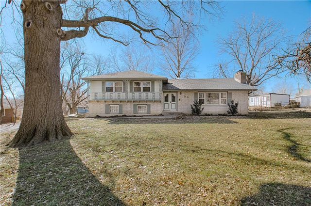 53 Fulkerson Circle, Liberty, MO 64068