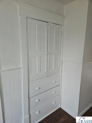 532 Range Street, North Mankato, MN 56003