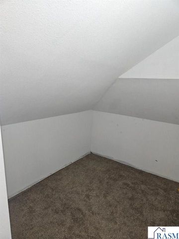 532 Range Street, North Mankato, MN 56003