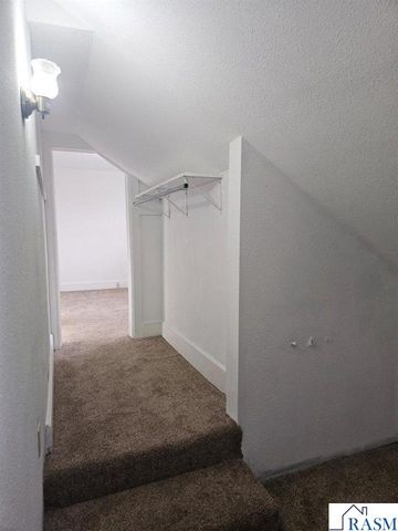 532 Range Street, North Mankato, MN 56003