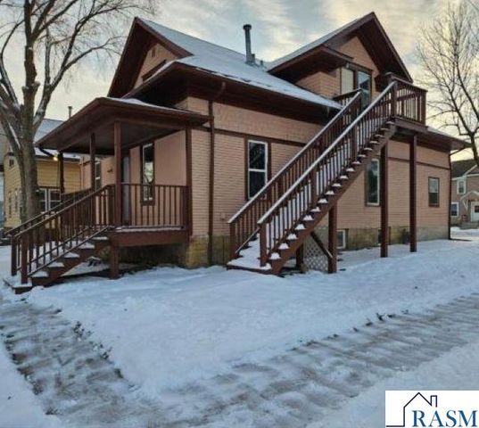 532 Range Street, North Mankato, MN 56003