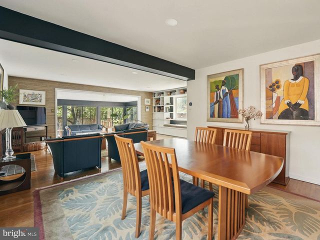 8003 16TH STREET, Washington, DC 20012