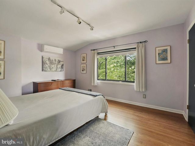 8003 16TH STREET, Washington, DC 20012