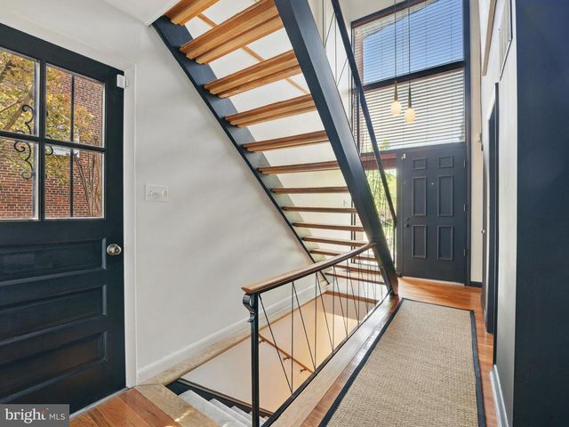 8003 16TH STREET, Washington, DC 20012
