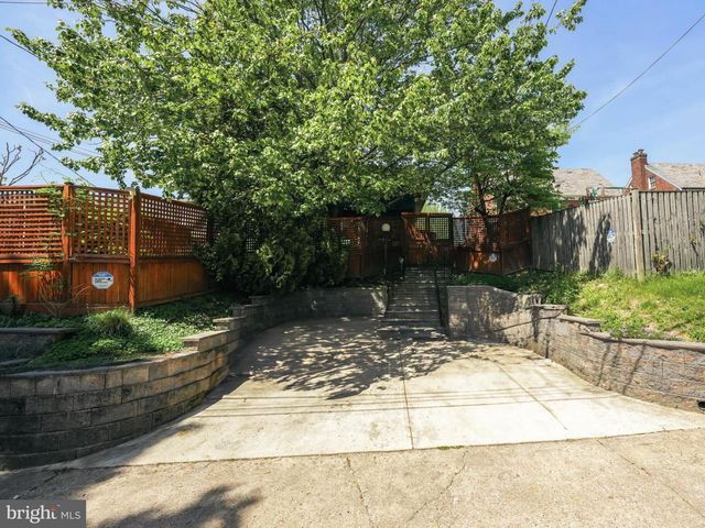 8003 16TH STREET, Washington, DC 20012