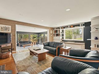 8003 16TH STREET, Washington, DC 20012
