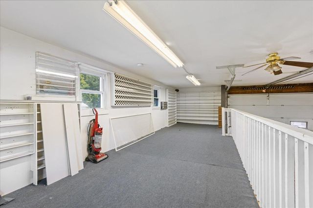 7 Wayne Street, Hudson, NH 03051