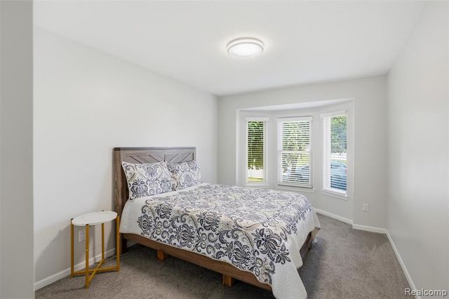 36372 Cecilia Drive, Sterling Heights, MI 48312