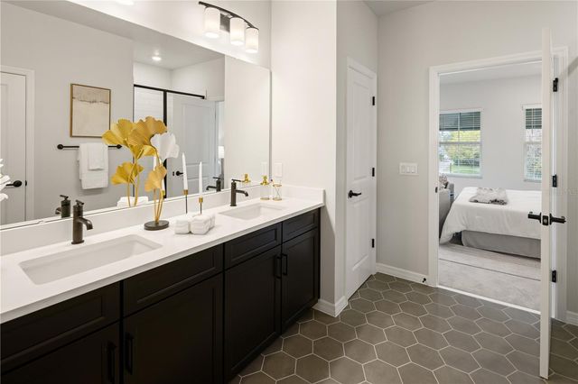 901 LAKE BALDWIN LANE, Orlando, FL 32803