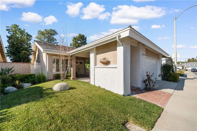 19 Muir, Irvine, CA 92620