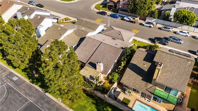 19 Muir, Irvine, CA 92620