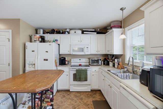 604 W Whitsett Street, Graham, NC 27253