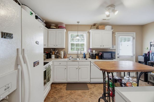 604 W Whitsett Street, Graham, NC 27253