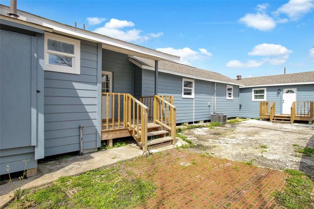 7725 Avenue H A, Houston, TX 77012