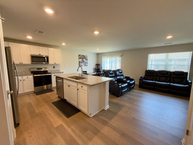 61 NEW ENGLAND DR, Felton, DE 19943