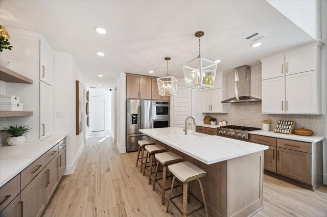 26212 Whisperwood Lane, Montgomery, TX 77316
