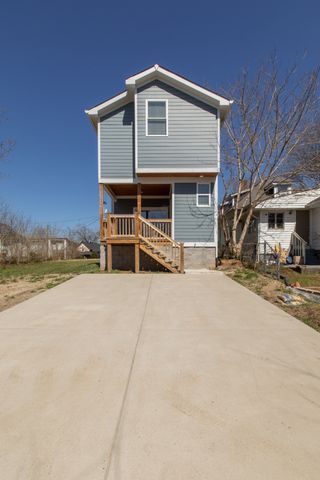 1713A Simpkins St, Nashville, TN 37208
