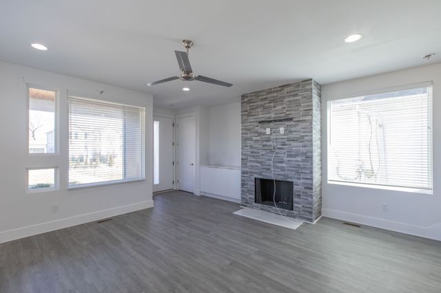1713A Simpkins St, Nashville, TN 37208