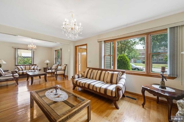352 Washington Avenue, Clifton, NJ 07011