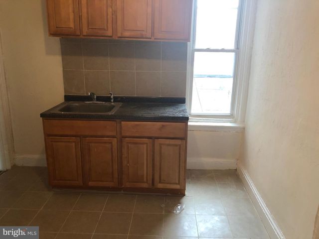 3845 N 10TH ST, Philadelphia, PA 19140