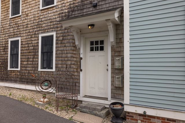 25 South Mill Street, Portsmouth, NH 03801