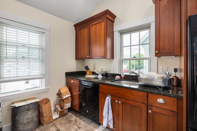 25 South Mill Street, Portsmouth, NH 03801