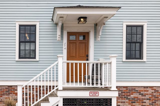 25 South Mill Street, Portsmouth, NH 03801